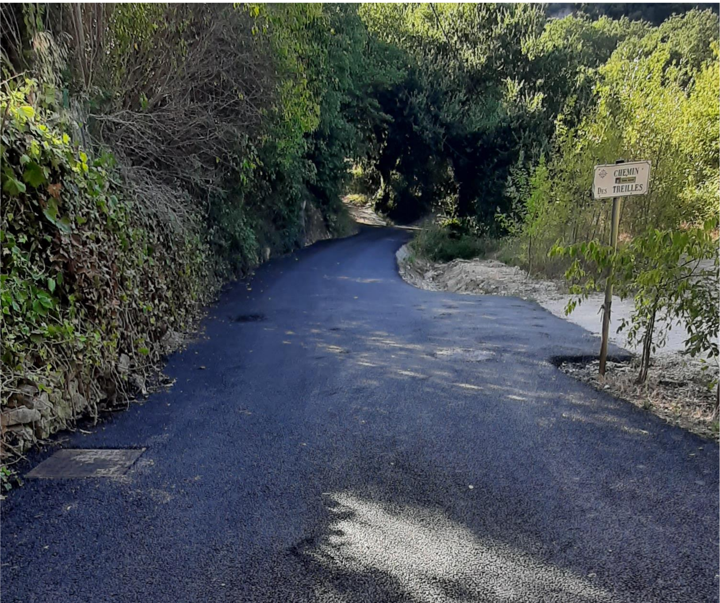 Réfection du chemin des Treilles